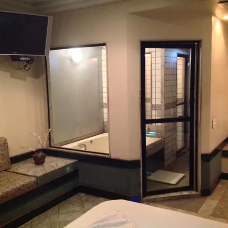 Ville Motel (Adults Only)-2